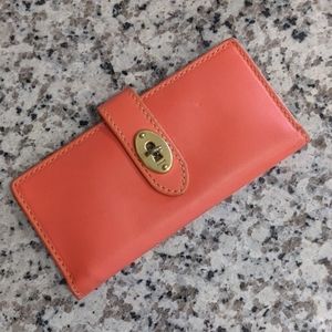 Fossil Wallet Coral